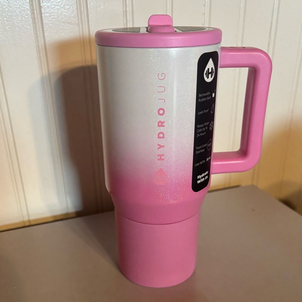 BNIB HydroJug Candy Coated 20 oz Traveler